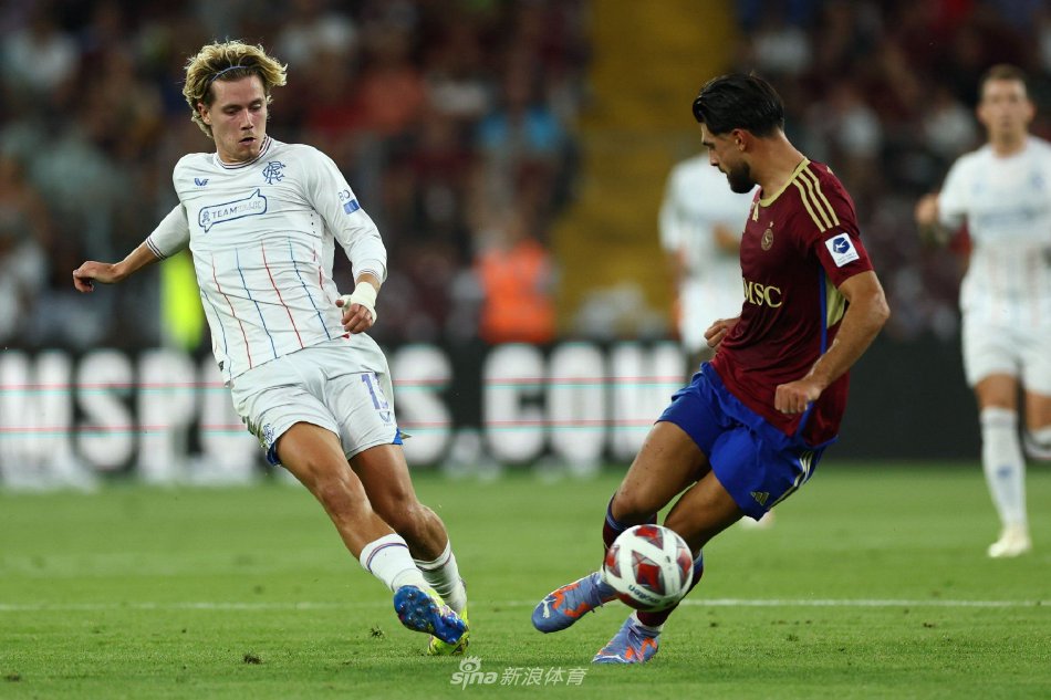 吸引了更多 吸引了更多