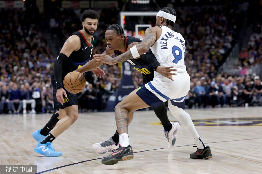 对抗性不足 对抗性不足