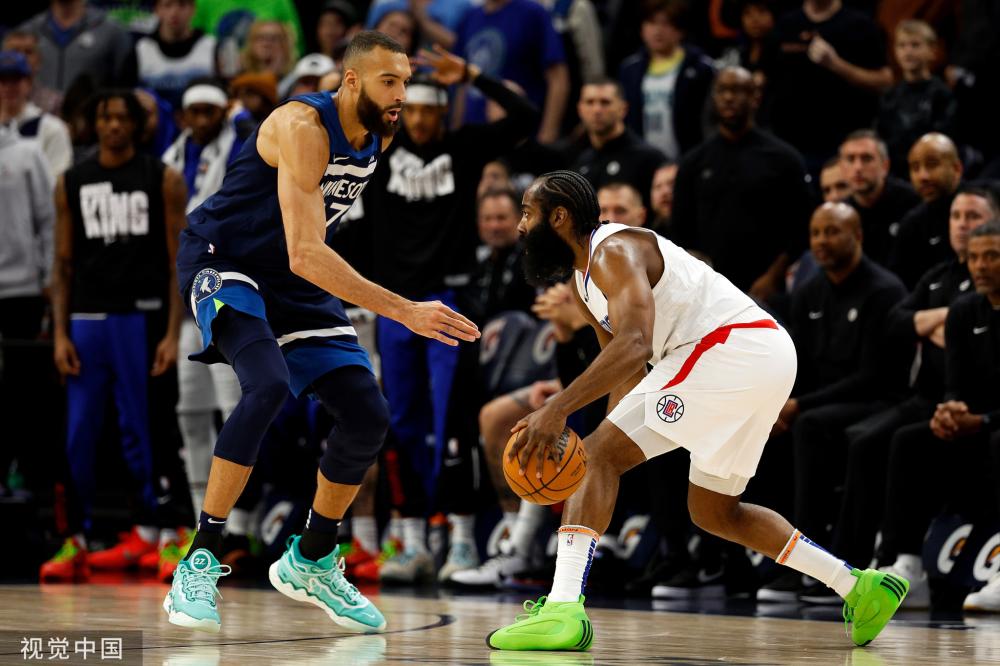 阿尔维斯 阿尔维斯